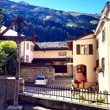 Hostal Maison St-pierre Bourg-Saint-Pierre