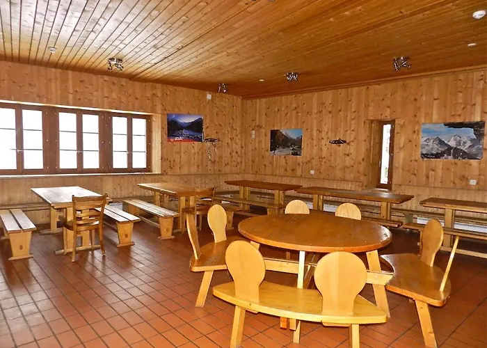 Maison St-pierre Auberge de jeunesse